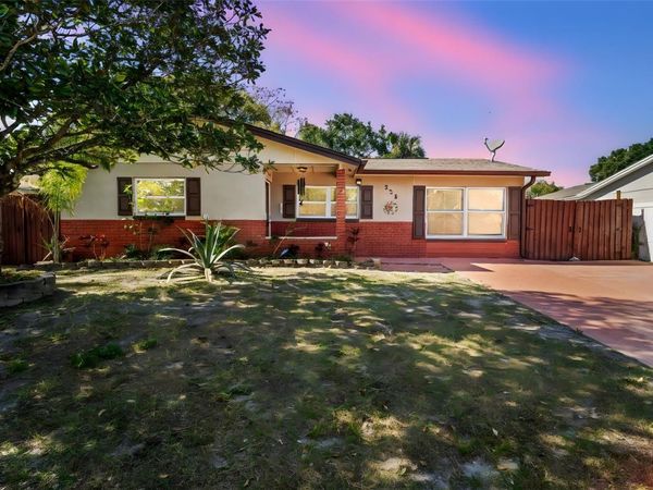 224 BENNETT STREET, WINTER SPRINGS, FL 32708