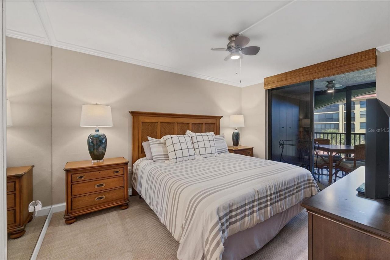 8750 Midnight Pass Road, Unit 302, Sarasota, FL 34242 Photo