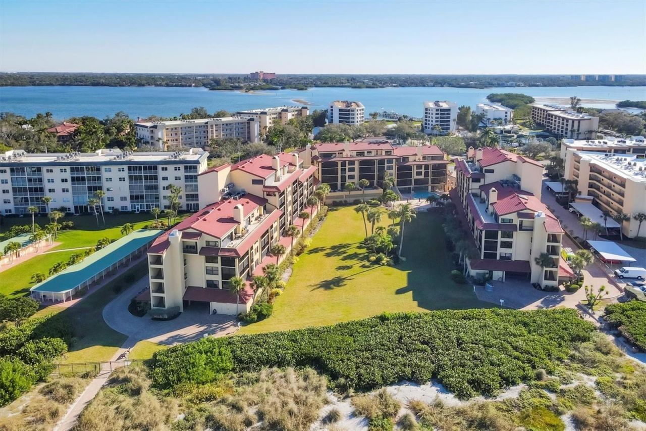 8750 Midnight Pass Road, Unit 302, Sarasota, FL 34242 Photo