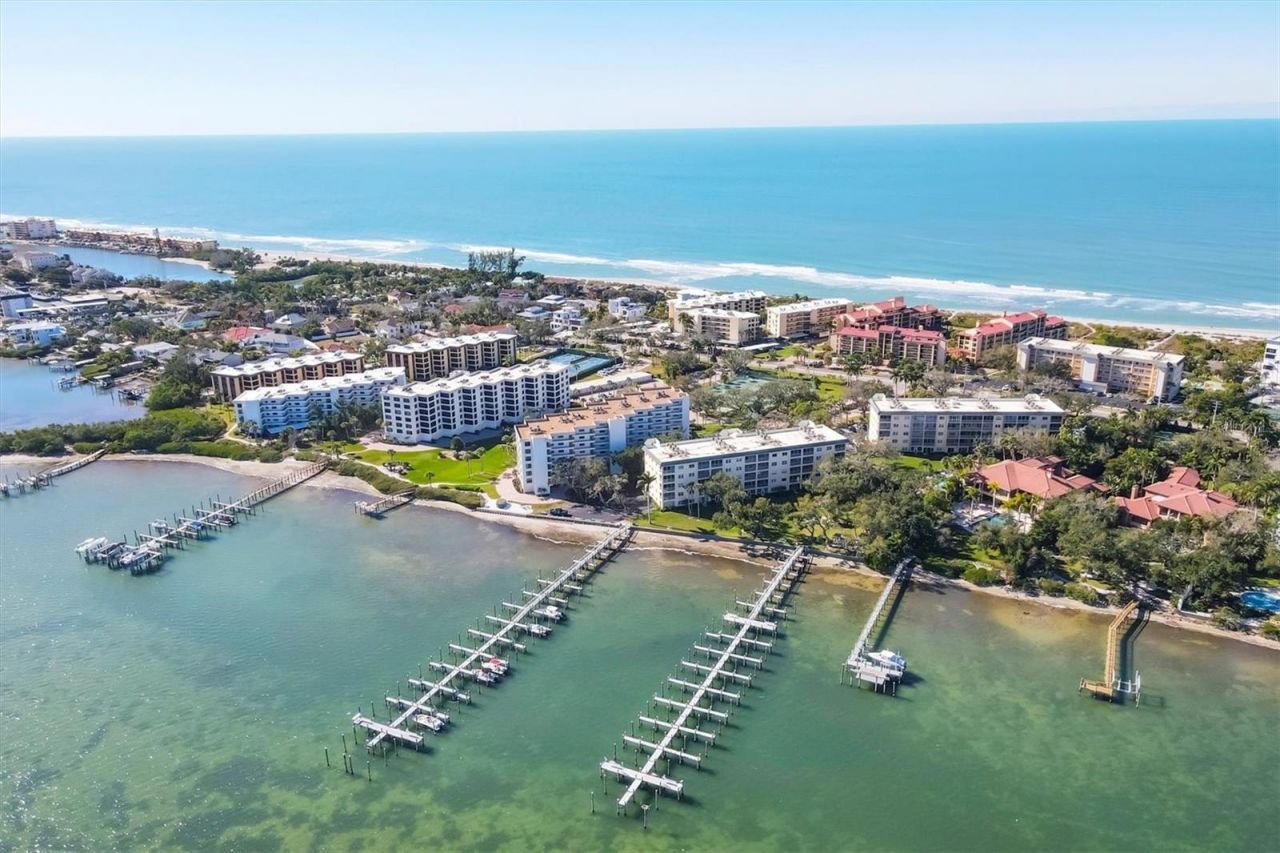8750 Midnight Pass Road, Unit 302, Sarasota, FL 34242 Photo