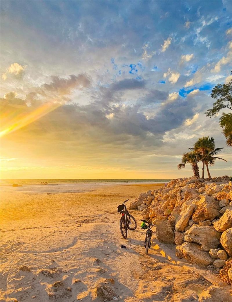 8750 Midnight Pass Road, Unit 302, Sarasota, FL 34242 Photo