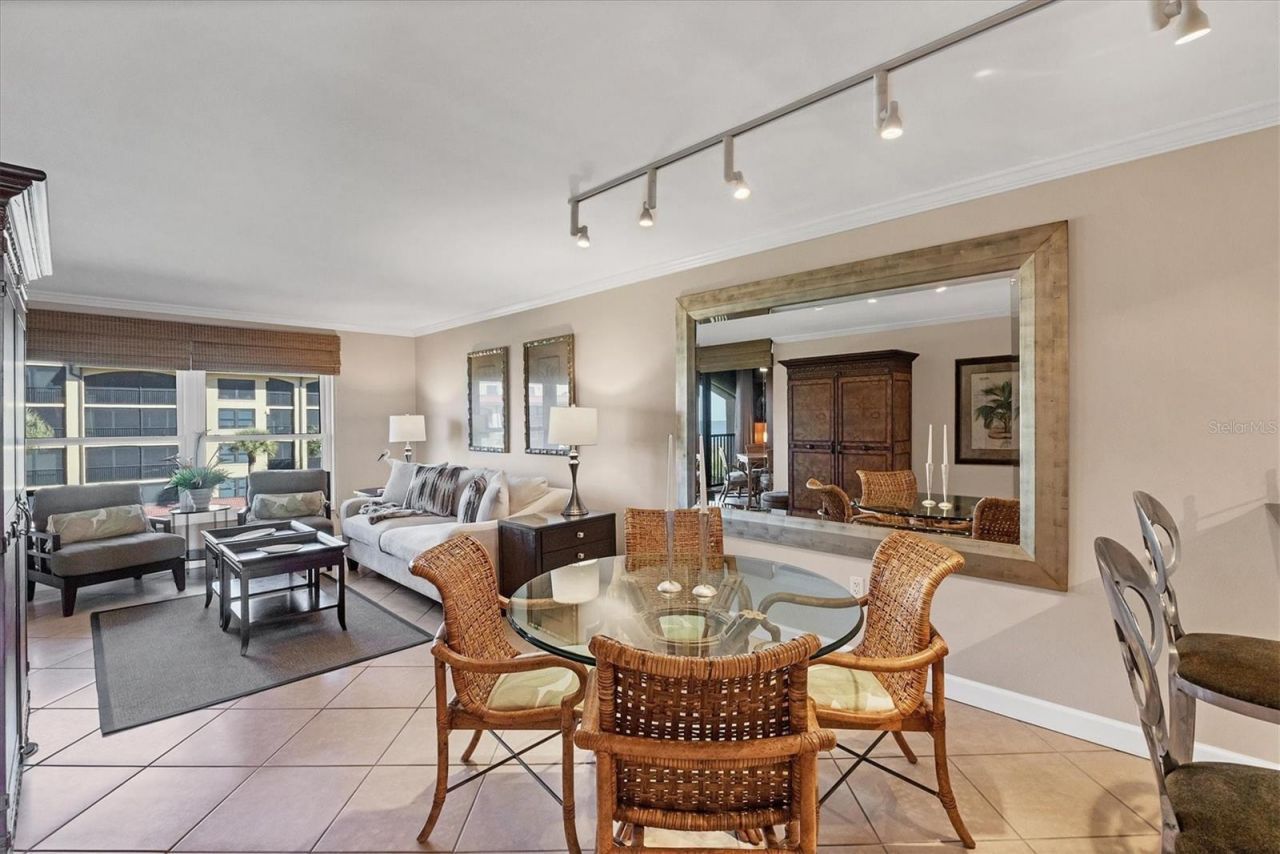 8750 Midnight Pass Road, Unit 302, Sarasota, FL 34242 Photo