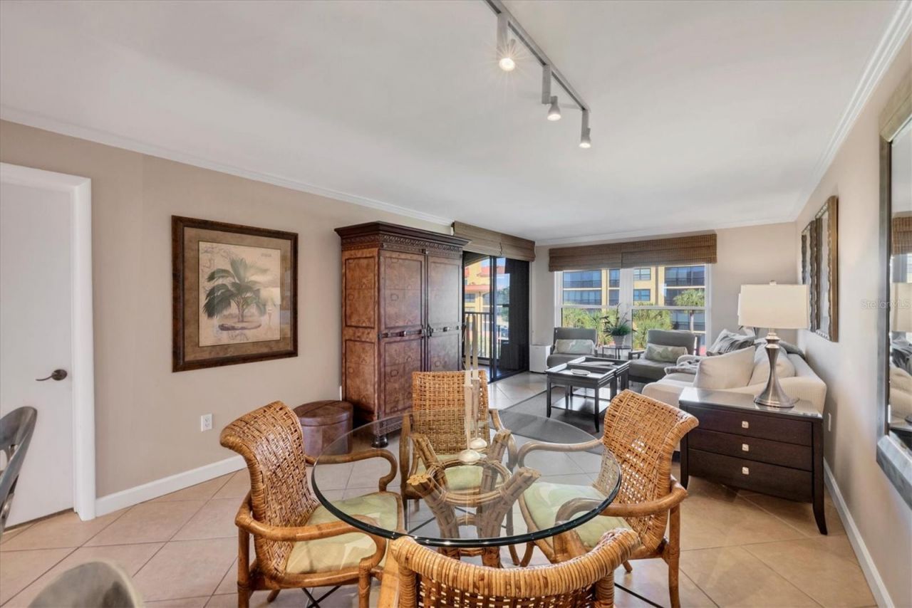8750 Midnight Pass Road, Unit 302, Sarasota, FL 34242 Photo