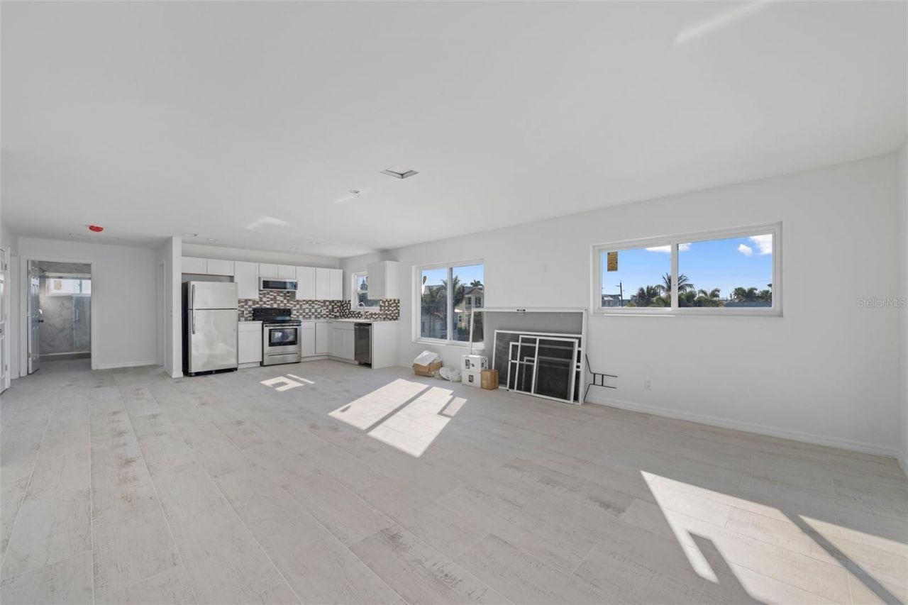 2210 Avenue  C, Unit Manatee, Bradenton Beach, FL 34217 Photo