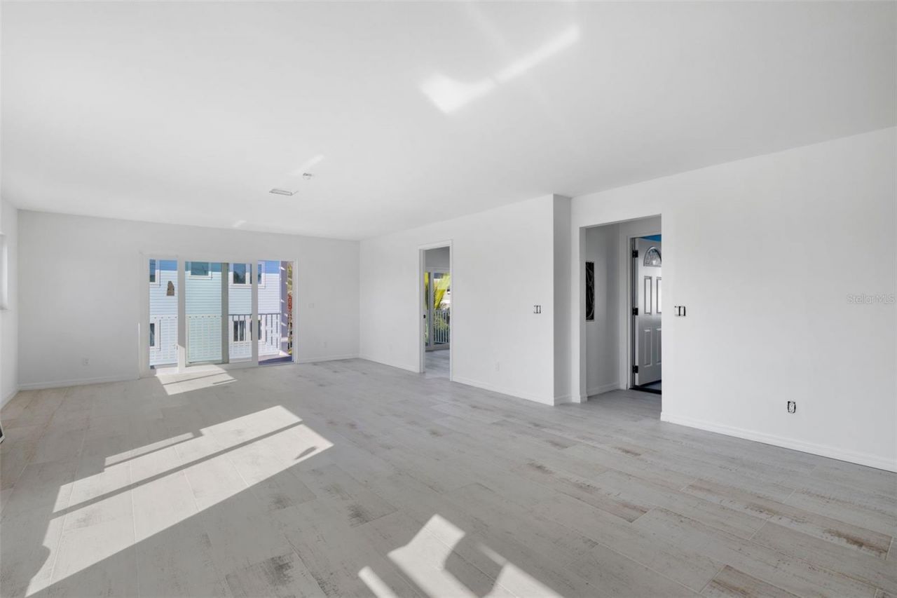 2210 Avenue  C, Unit Manatee, Bradenton Beach, FL 34217 Photo