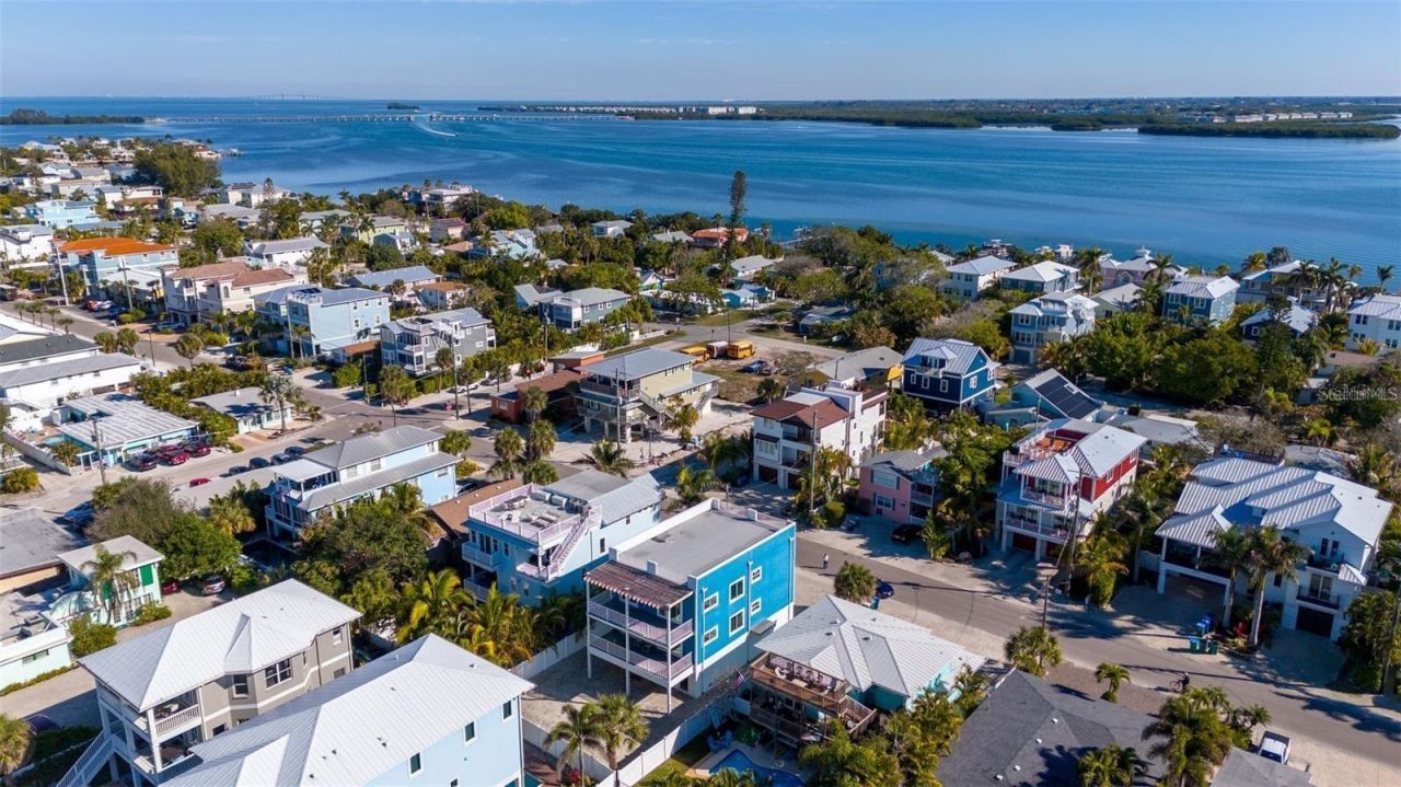 2210 Avenue  C, Unit Manatee, Bradenton Beach, FL 34217 Photo