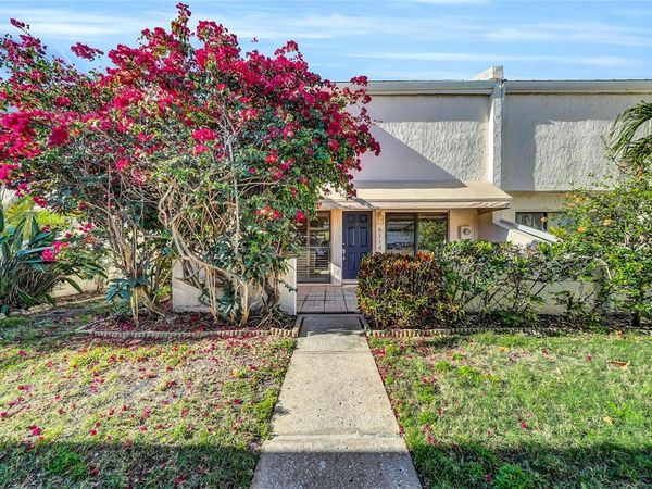 8714 COVE COURT, TAMPA, FL 33615