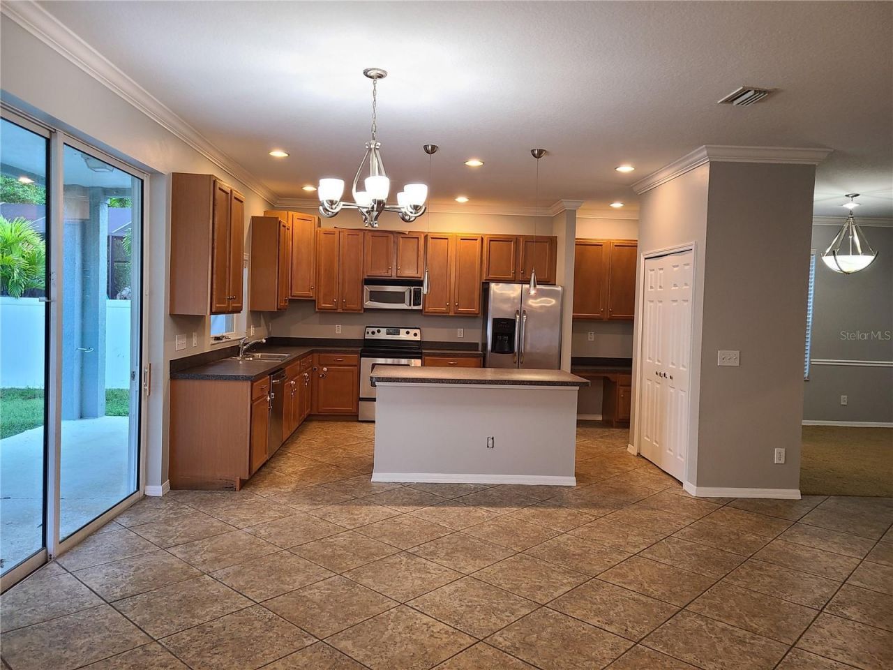 6122 39th Court E, Bradenton, FL 34203 Photo