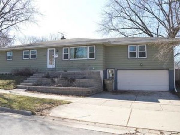 1002 Ellen Avenue, Madison, WI 53716