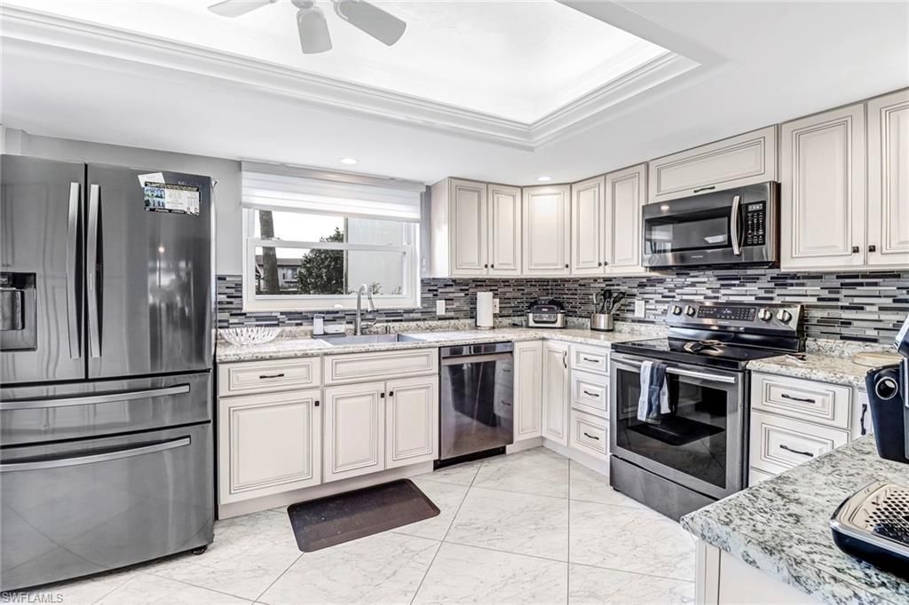 185 Cypress Way E, Unit A106, Naples, FL 34110 Photo