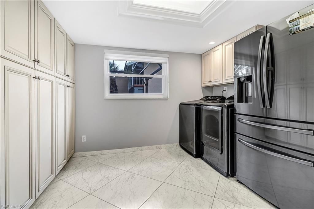 185 Cypress Way E, Unit A106, Naples, FL 34110 Photo