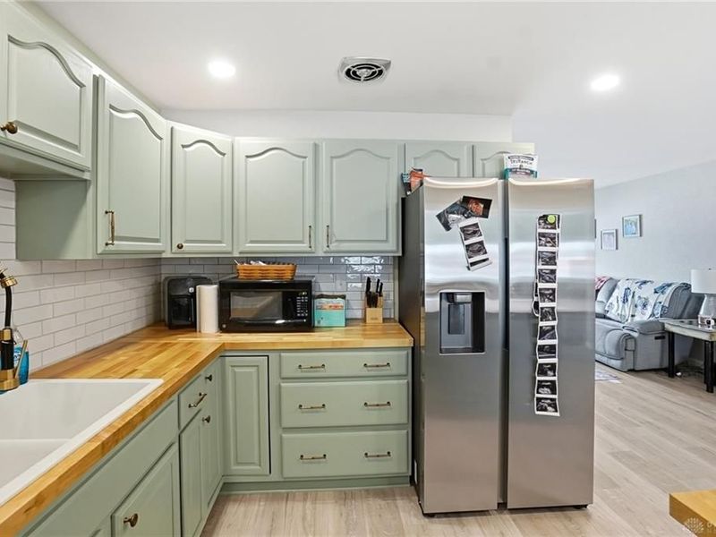 330 Stubbs Drive, Dayton, OH 45426 Photo 11