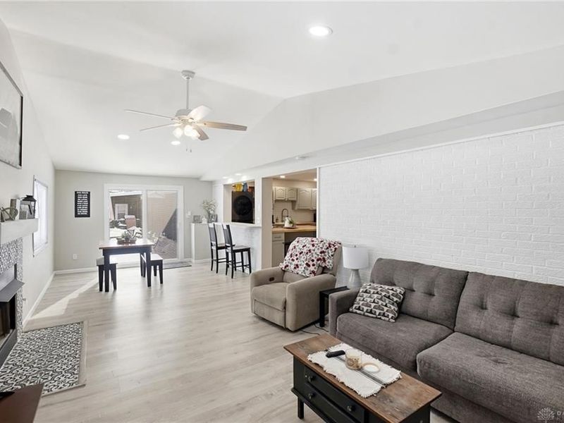 330 Stubbs Drive, Dayton, OH 45426 Photo 14