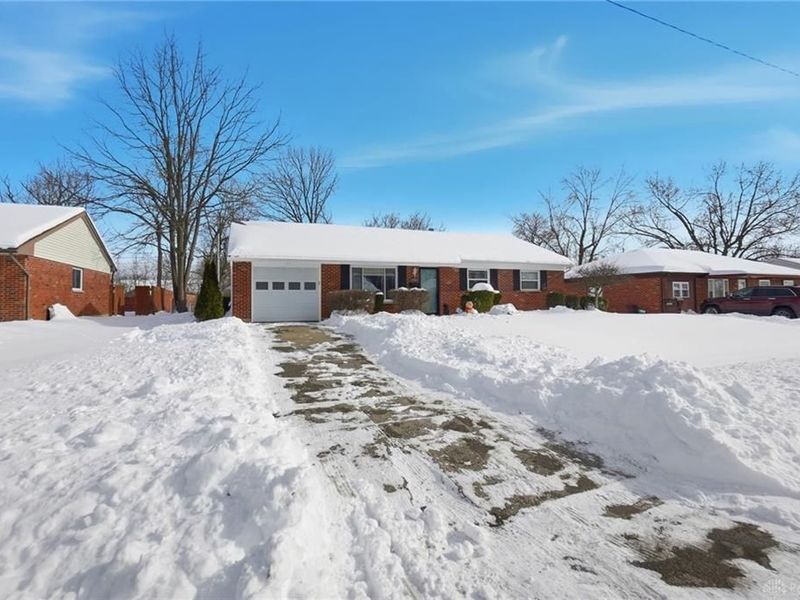 330 Stubbs Drive, Dayton, OH 45426 Photo 2