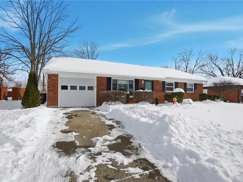 330 Stubbs Drive, Dayton, OH 45426 Photo 3