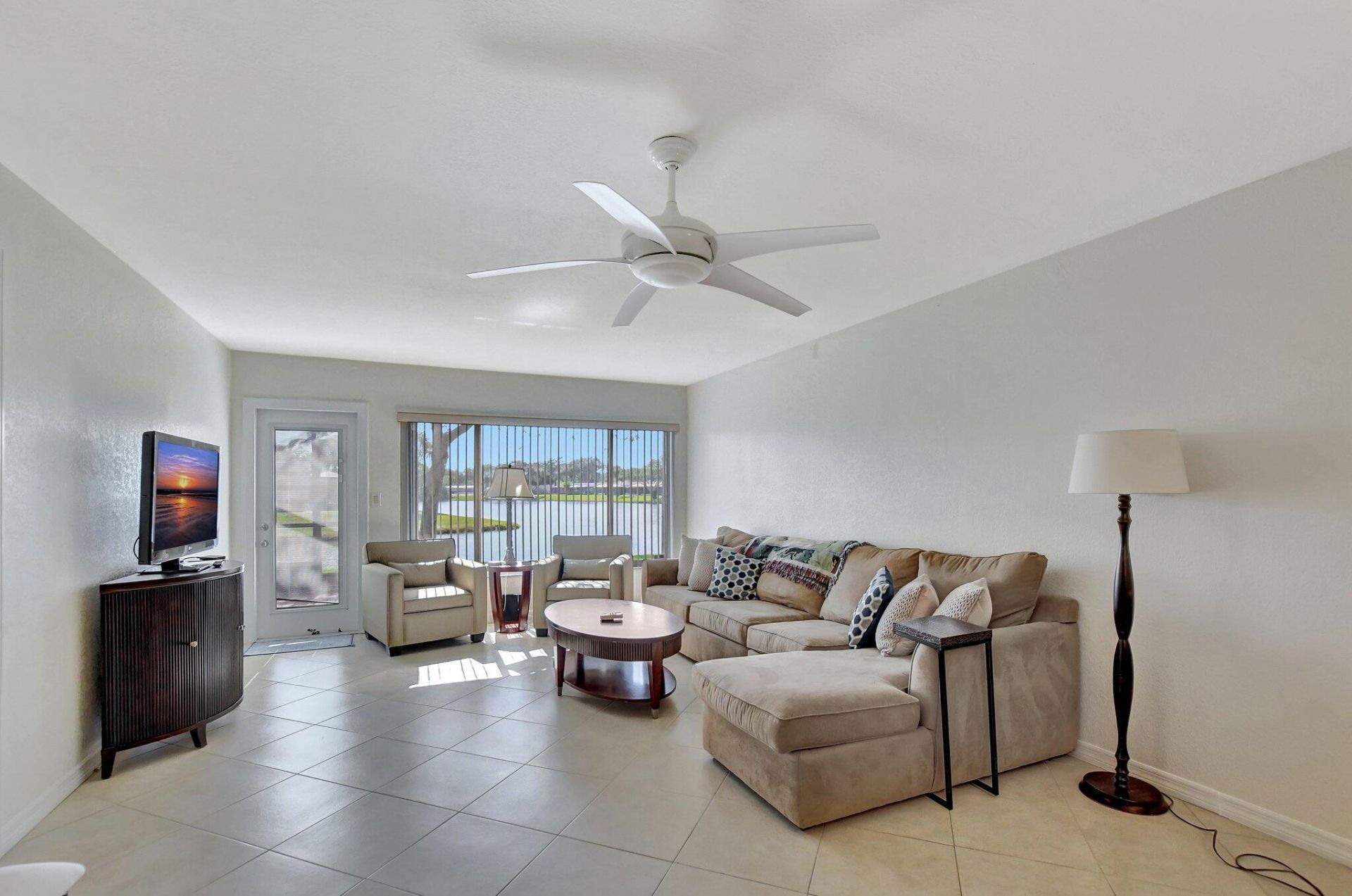 9214 Flynn Circle, Unit 6, Boca Raton, FL 33496 Photo