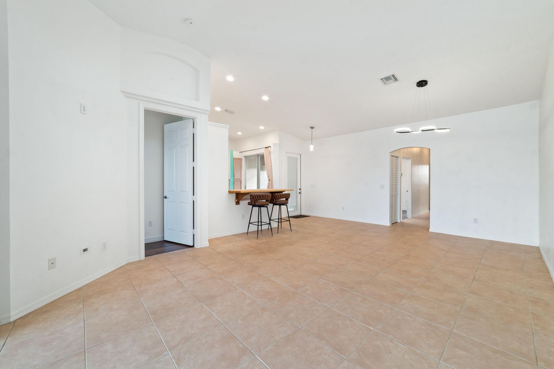 8597 Mangrove Cay, West Palm Beach, FL 33411 Photo