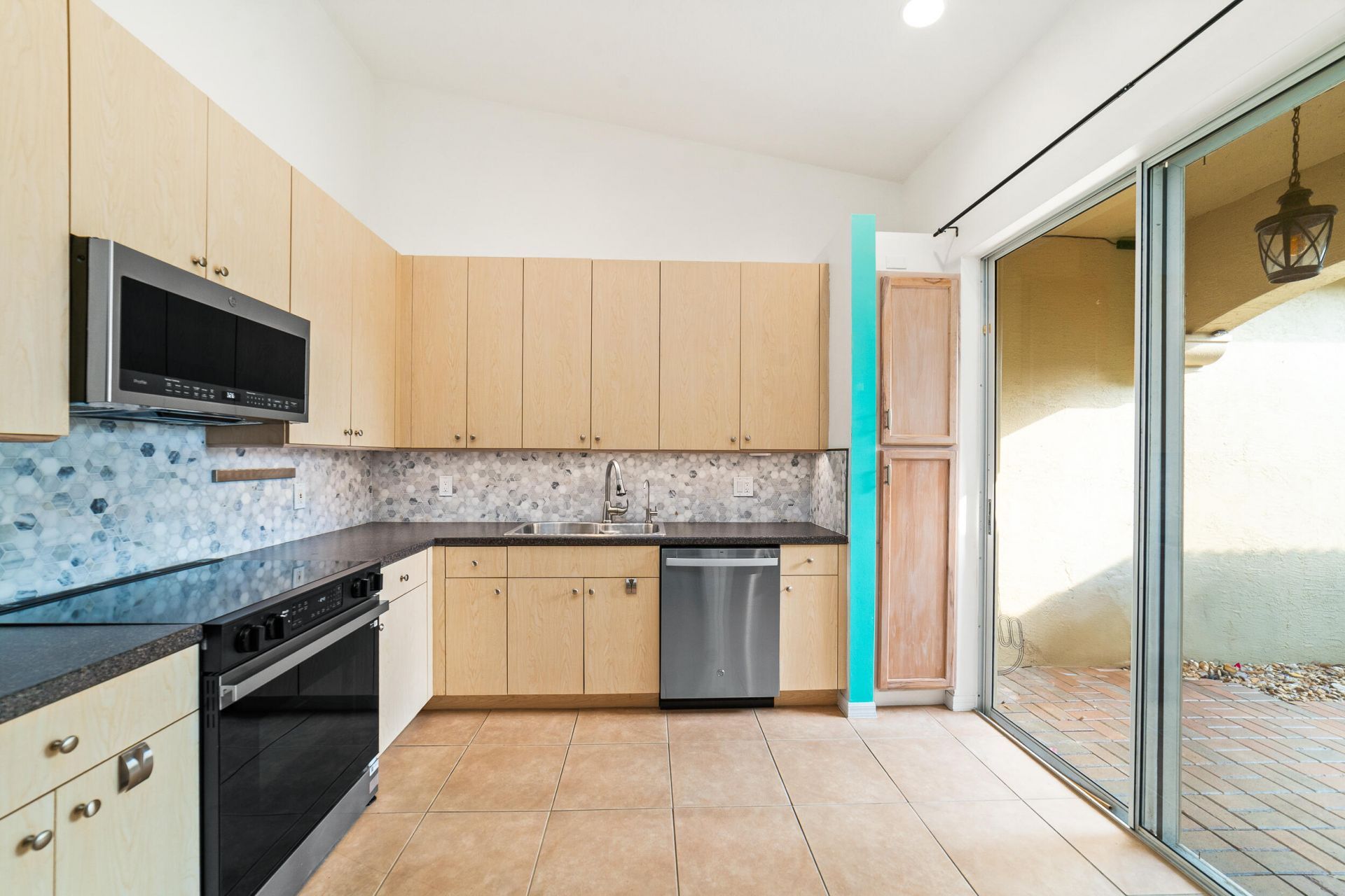 8597 Mangrove Cay, West Palm Beach, FL 33411 Photo