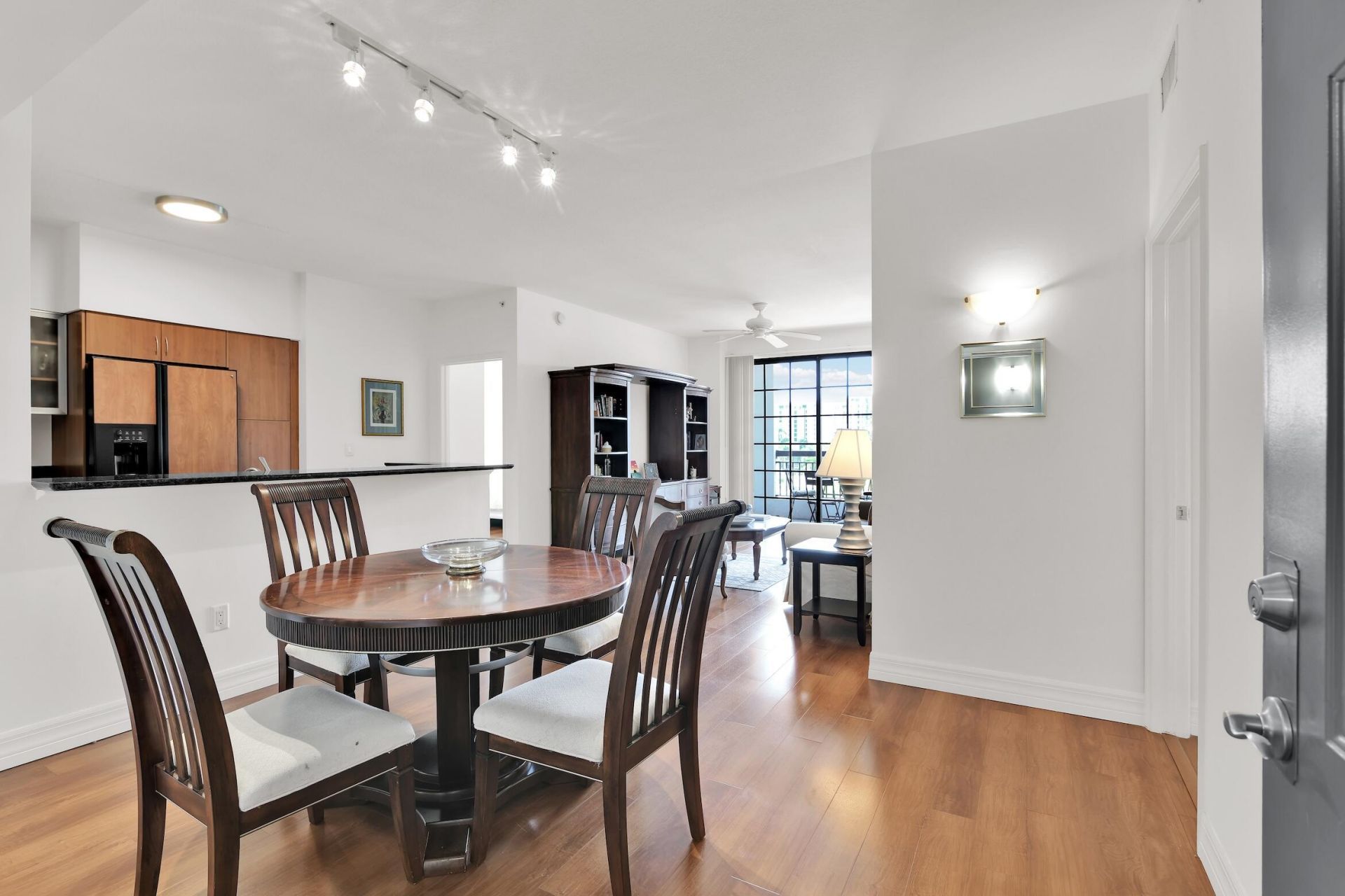 233 S Federal Highway, Unit 421, Boca Raton, FL 33432 Photo