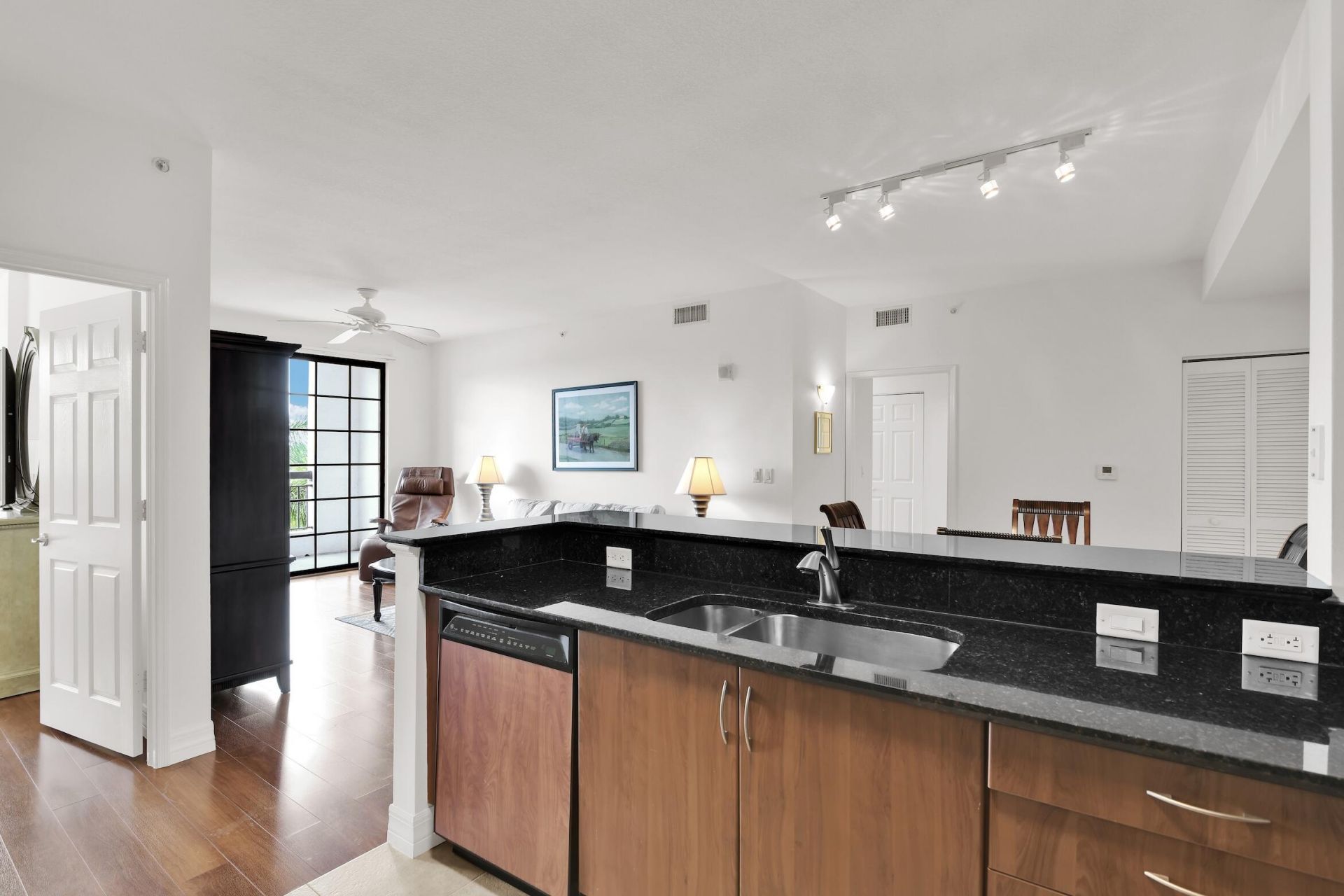 233 S Federal Highway, Unit 421, Boca Raton, FL 33432 Photo