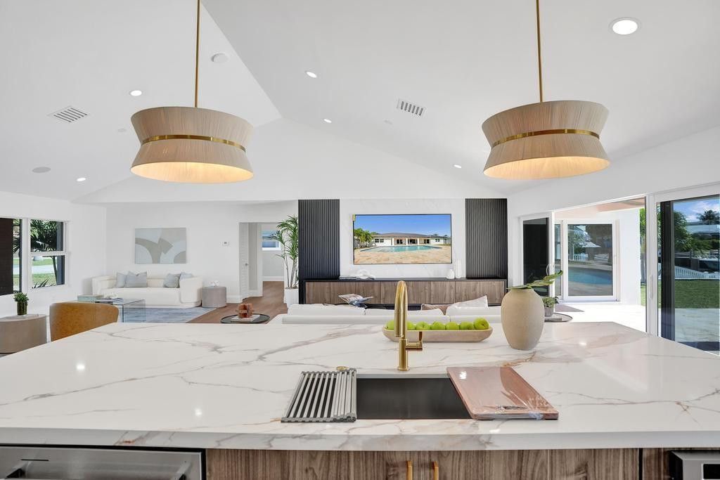 1550 SE 8th Street, Deerfield Beach, FL 33441 Photo