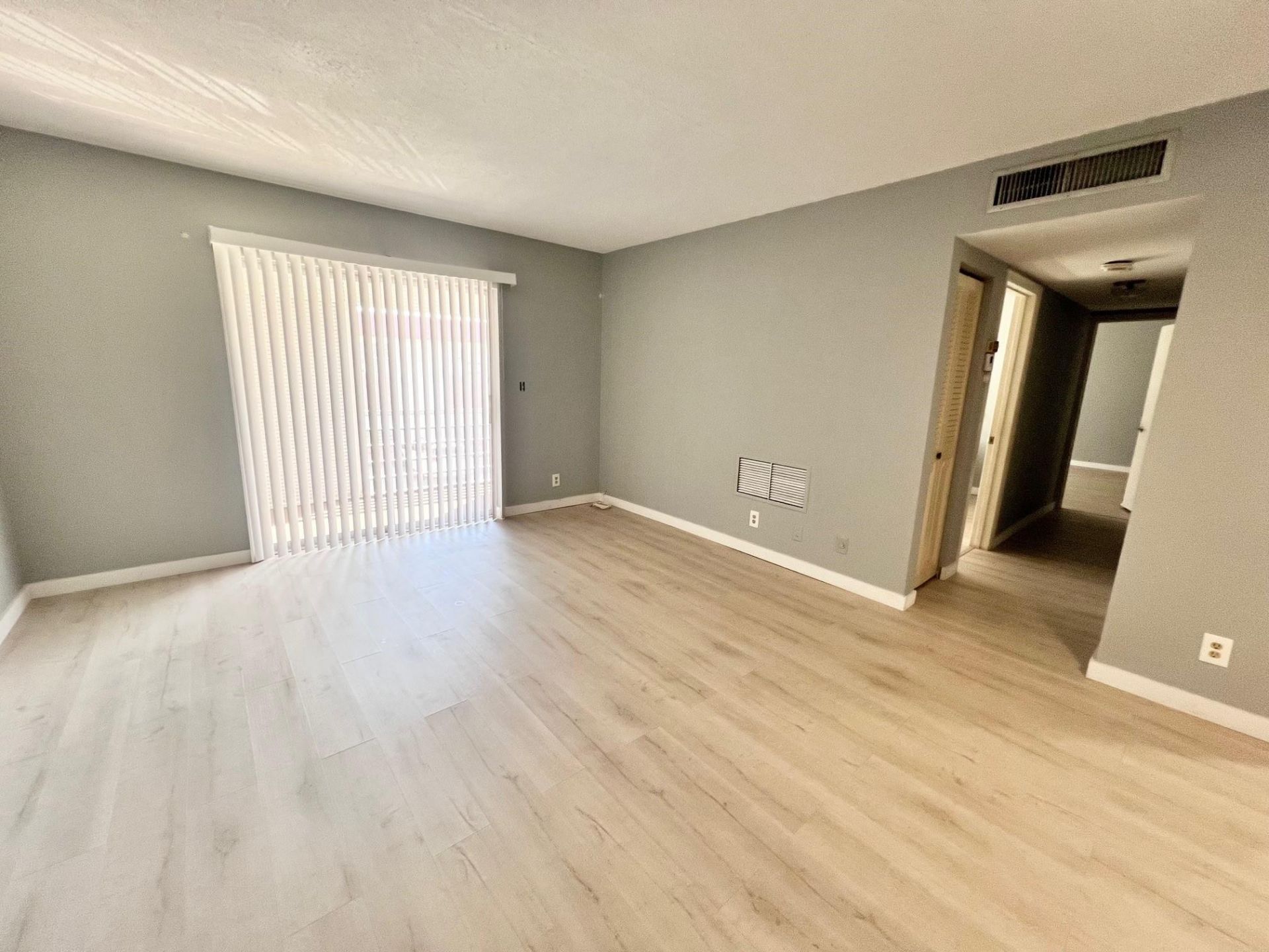 3550 NW 8th Avenue, Unit 612, Pompano Beach, FL 33064 Photo