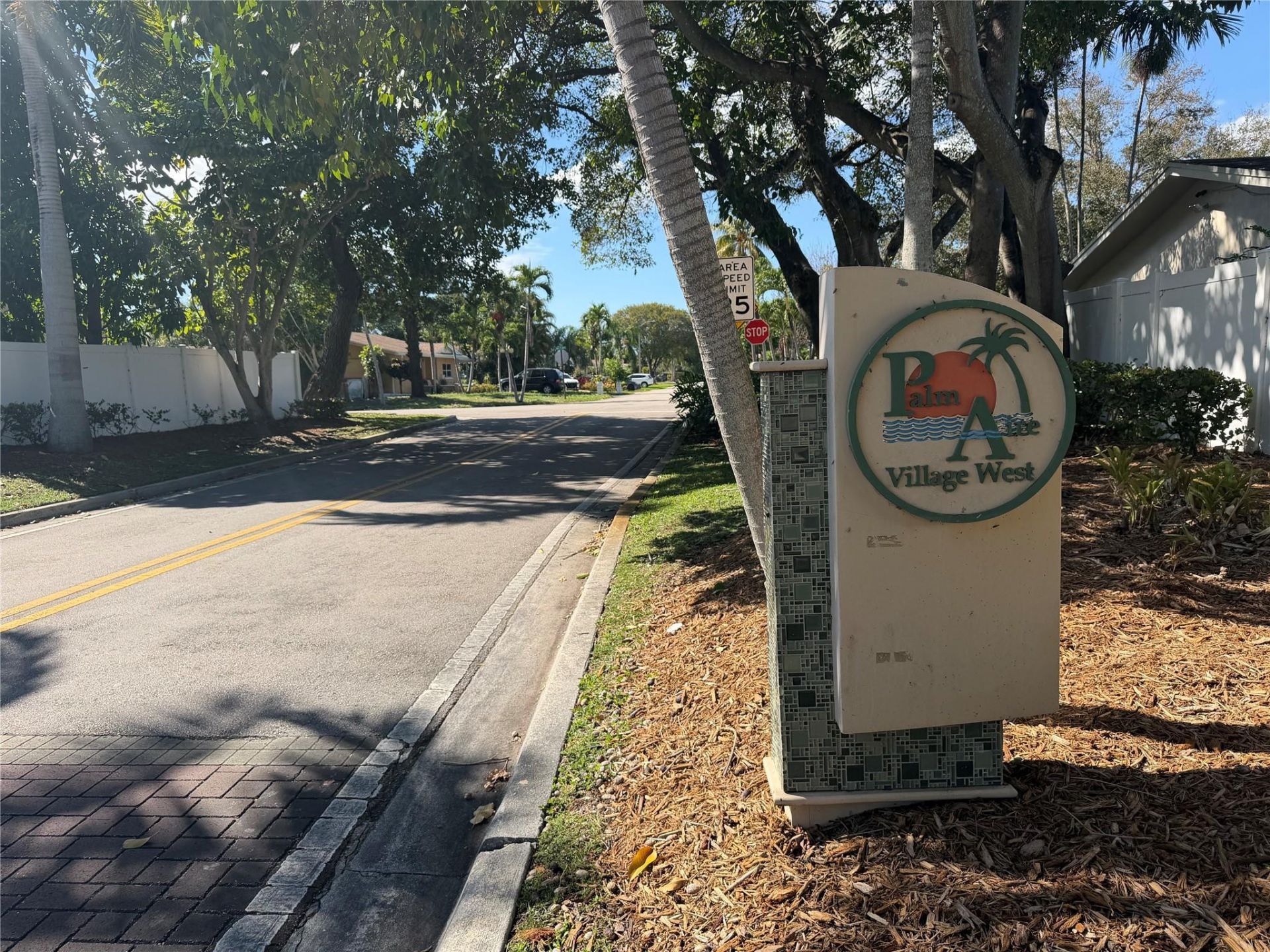 6791 NW 32nd Avenue, Fort Lauderdale, FL 33309 Photo