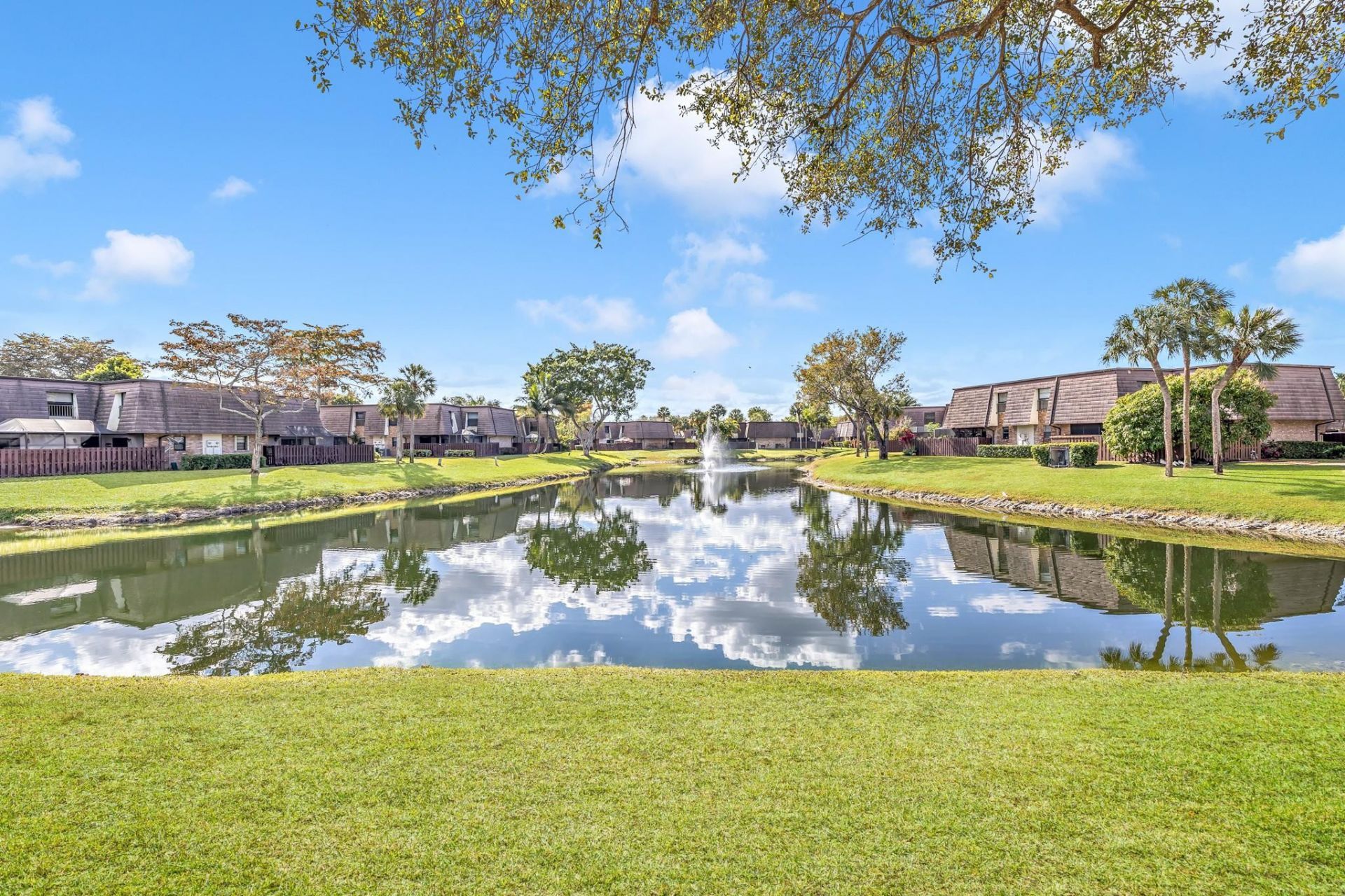 2540 NW 99 Avenue, Unit 2540, Coral Springs, FL 33065 Photo