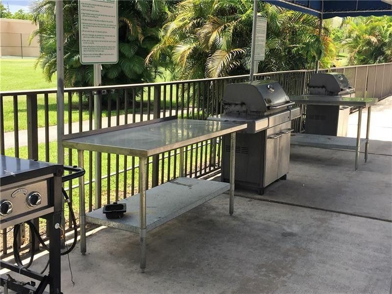 2726 NW 104th Avenue, Unit 401, Sunrise, FL 33322 Photo