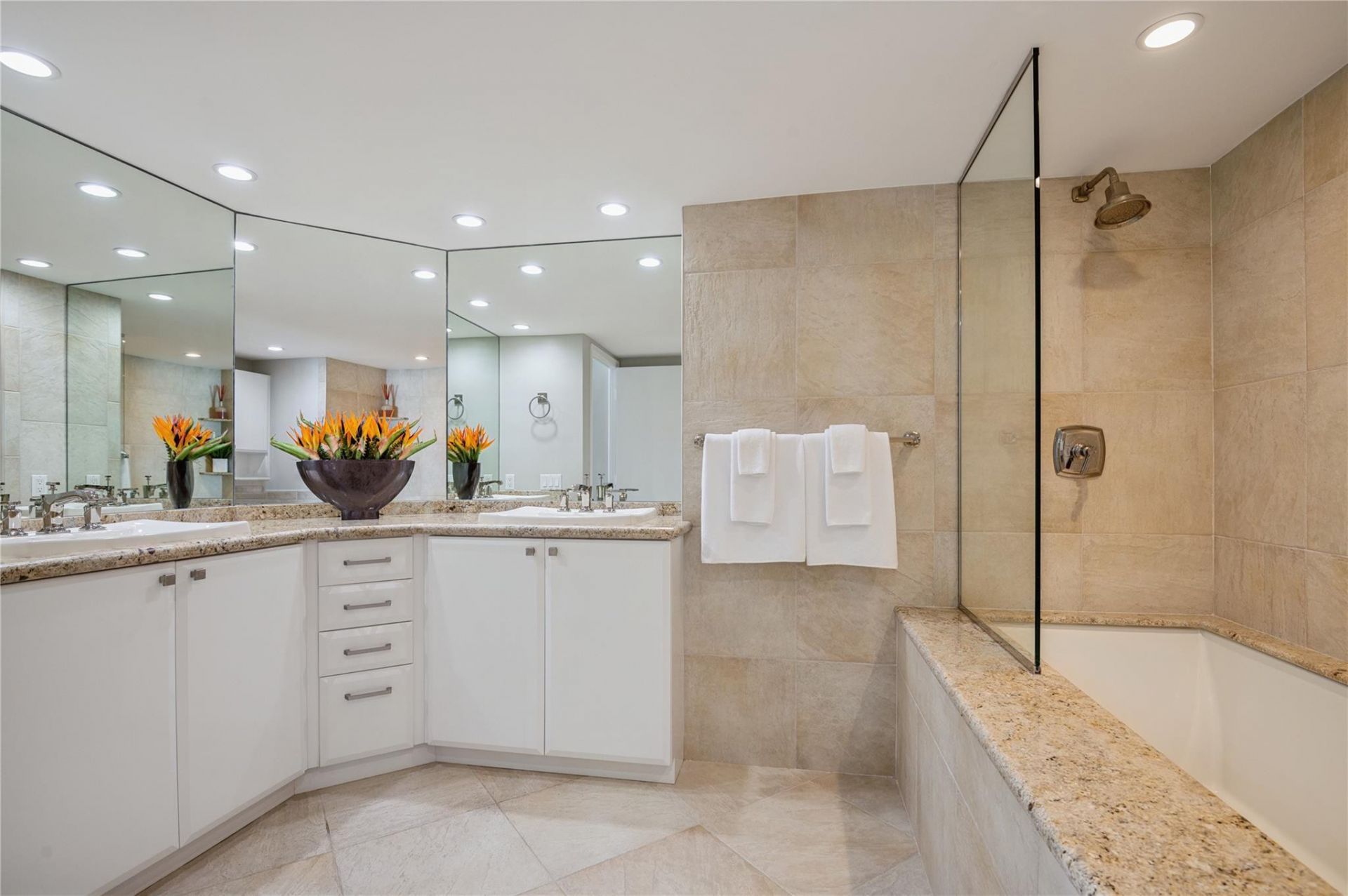 2100 S Ocean Lane, Unit 1411, Fort Lauderdale, FL 33316 Photo