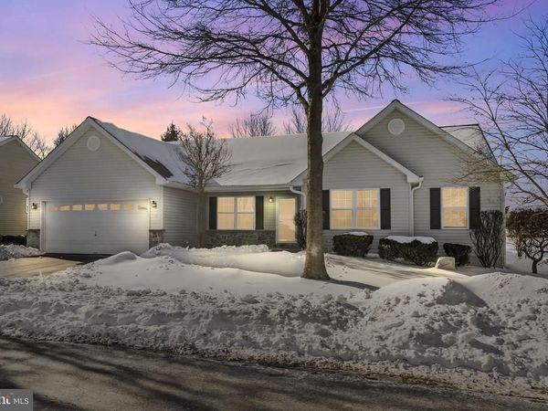 50 PRESIDENTIAL DRIVE, ROYERSFORD, PA 19468