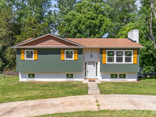 2474 Cedar Valley Drive, Conover, NC 28613