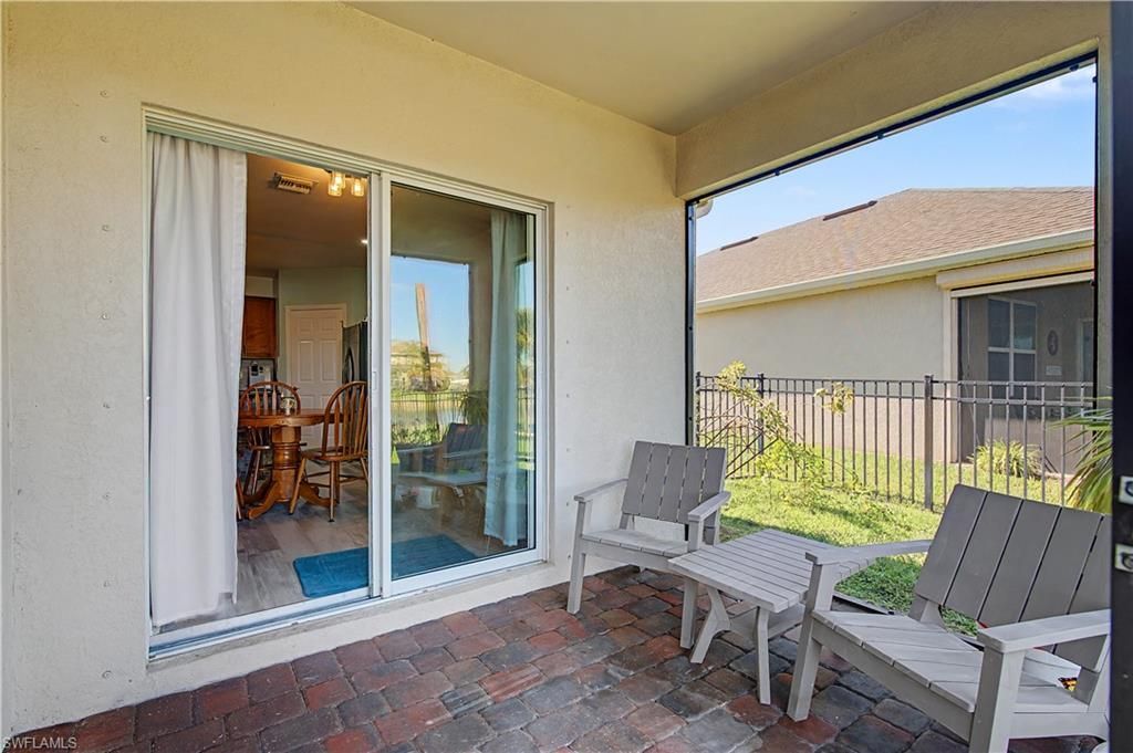 2613 Manzilla Ln, Cape Coral, FL 33909 Photo