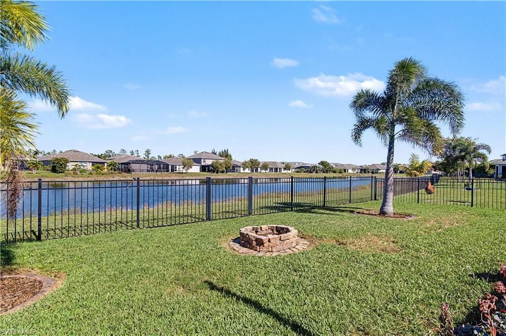 2613 Manzilla Ln, Cape Coral, FL 33909 Photo