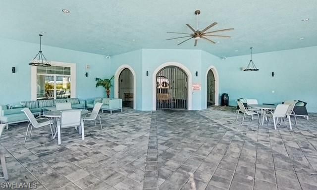 2613 Manzilla Ln, Cape Coral, FL 33909 Photo