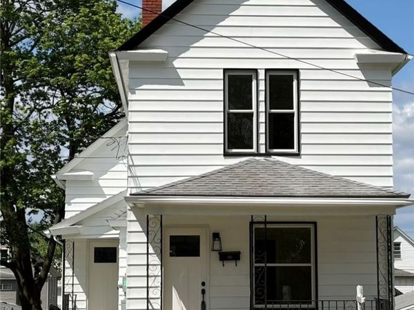 214 N Bentley Avenue, Niles, OH 44446