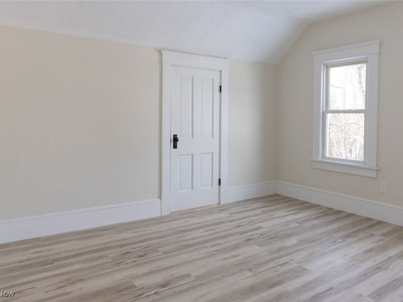 214 N Bentley Avenue, Niles, OH 44446 Photo 17