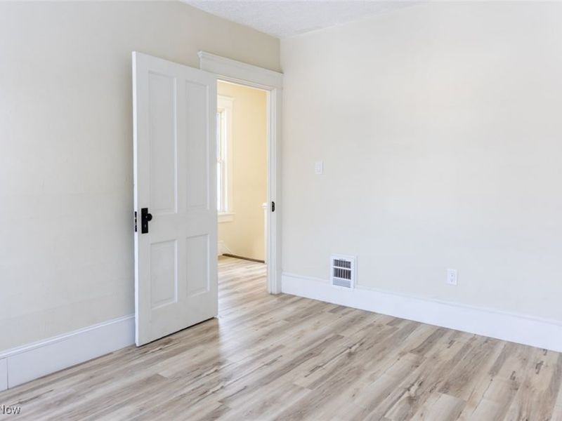 214 N Bentley Avenue, Niles, OH 44446 Photo 18