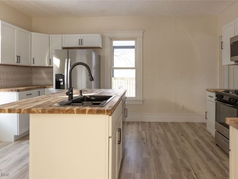 214 N Bentley Avenue, Niles, OH 44446 Photo 7