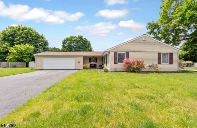 103 Cindy Ter, Hackettstown, NJ 07840 Main Photo