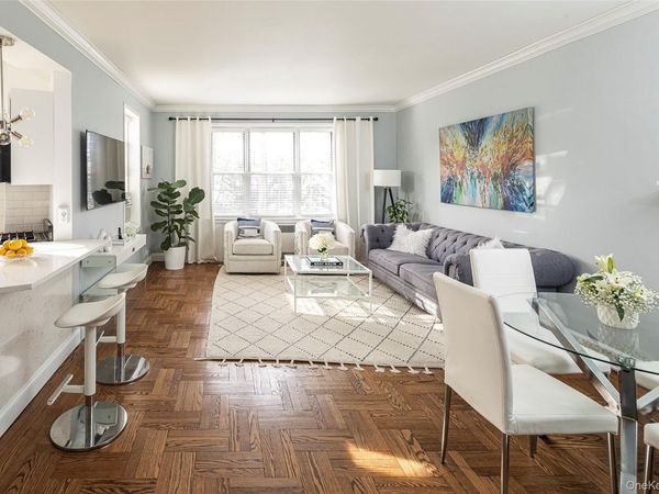 5 Midland Gardens, Unit 2H, Bronxville, NY 10708