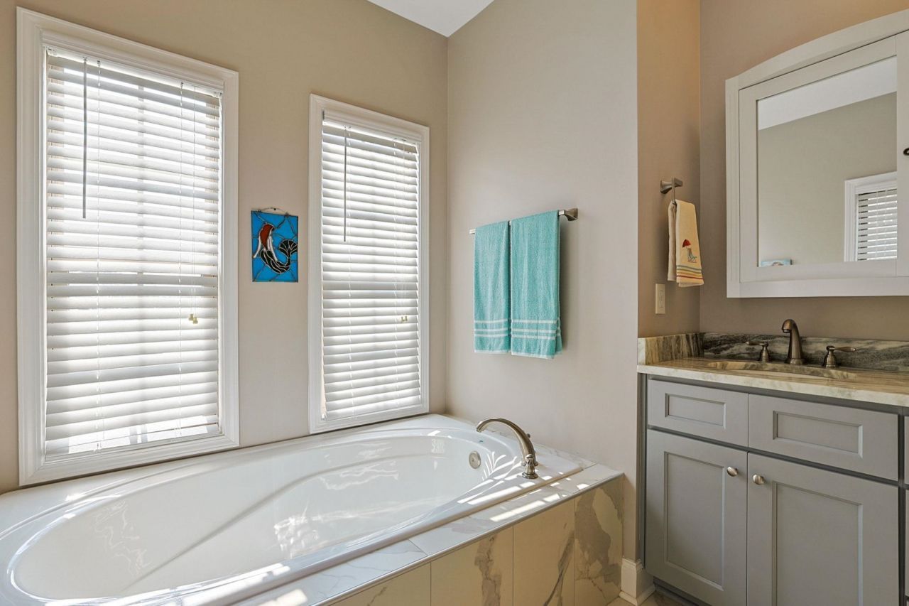 1303 Ashboro Ct. Photo 20