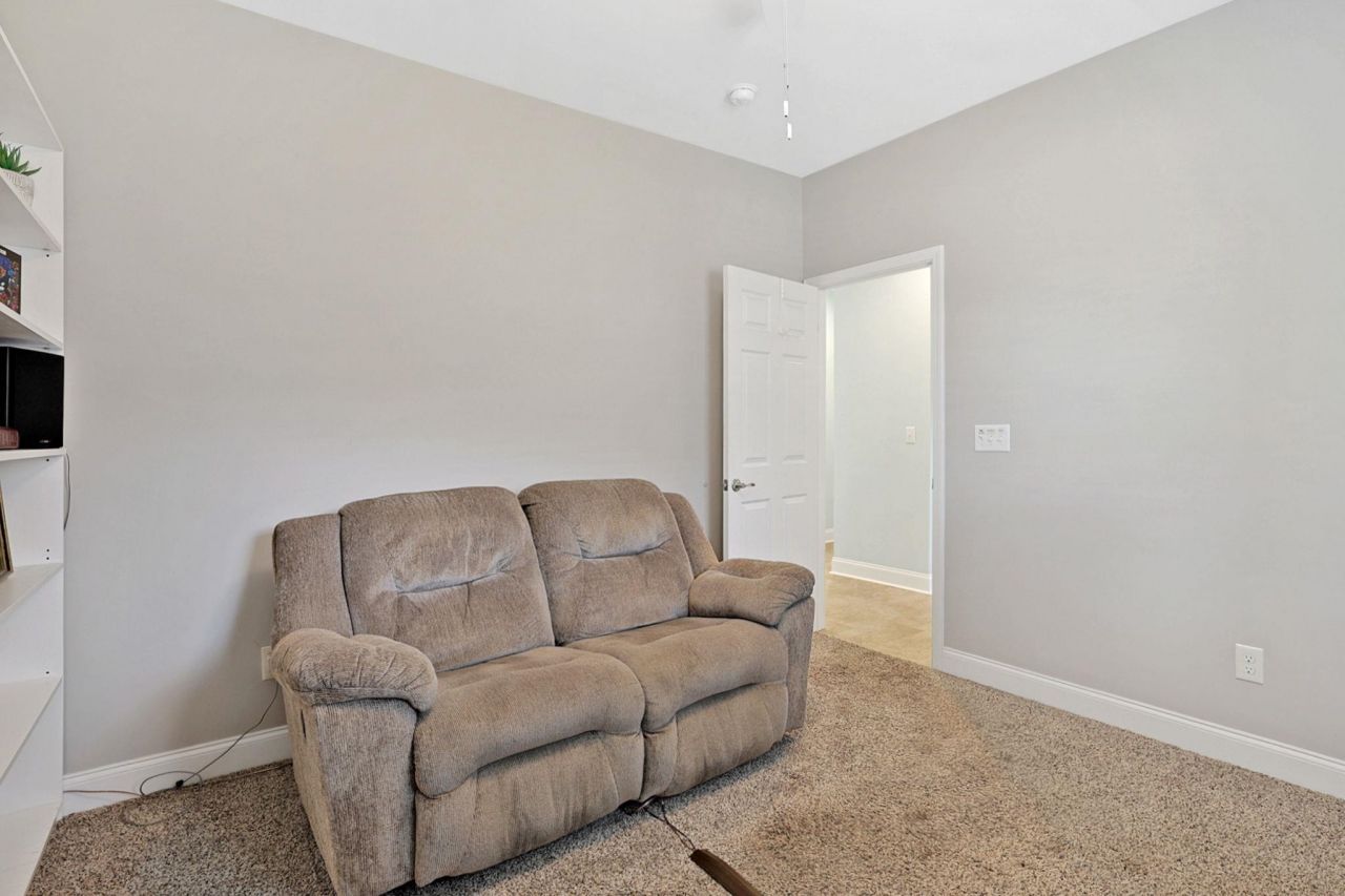 1303 Ashboro Ct. Photo 25