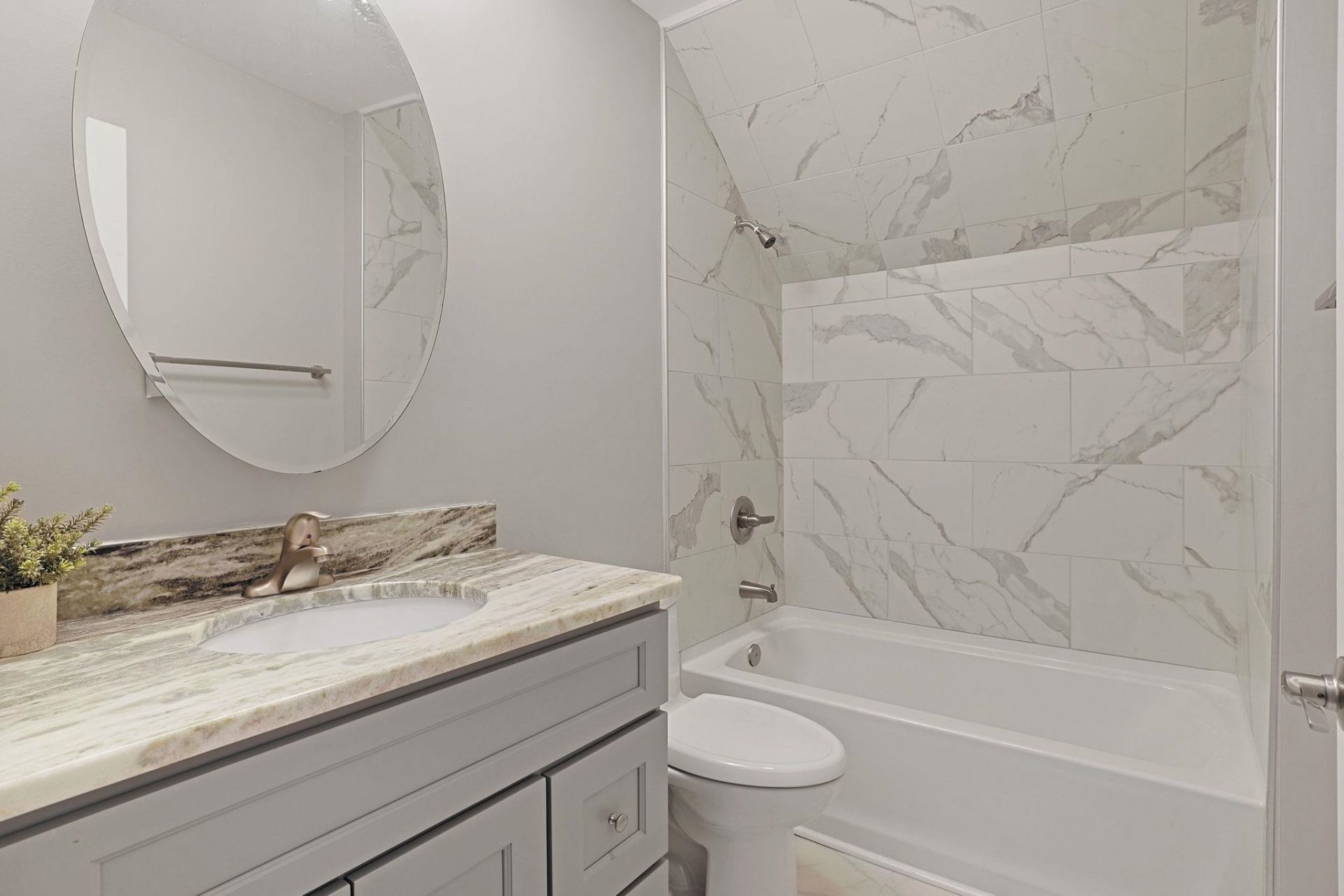 1303 Ashboro Ct. Photo 31