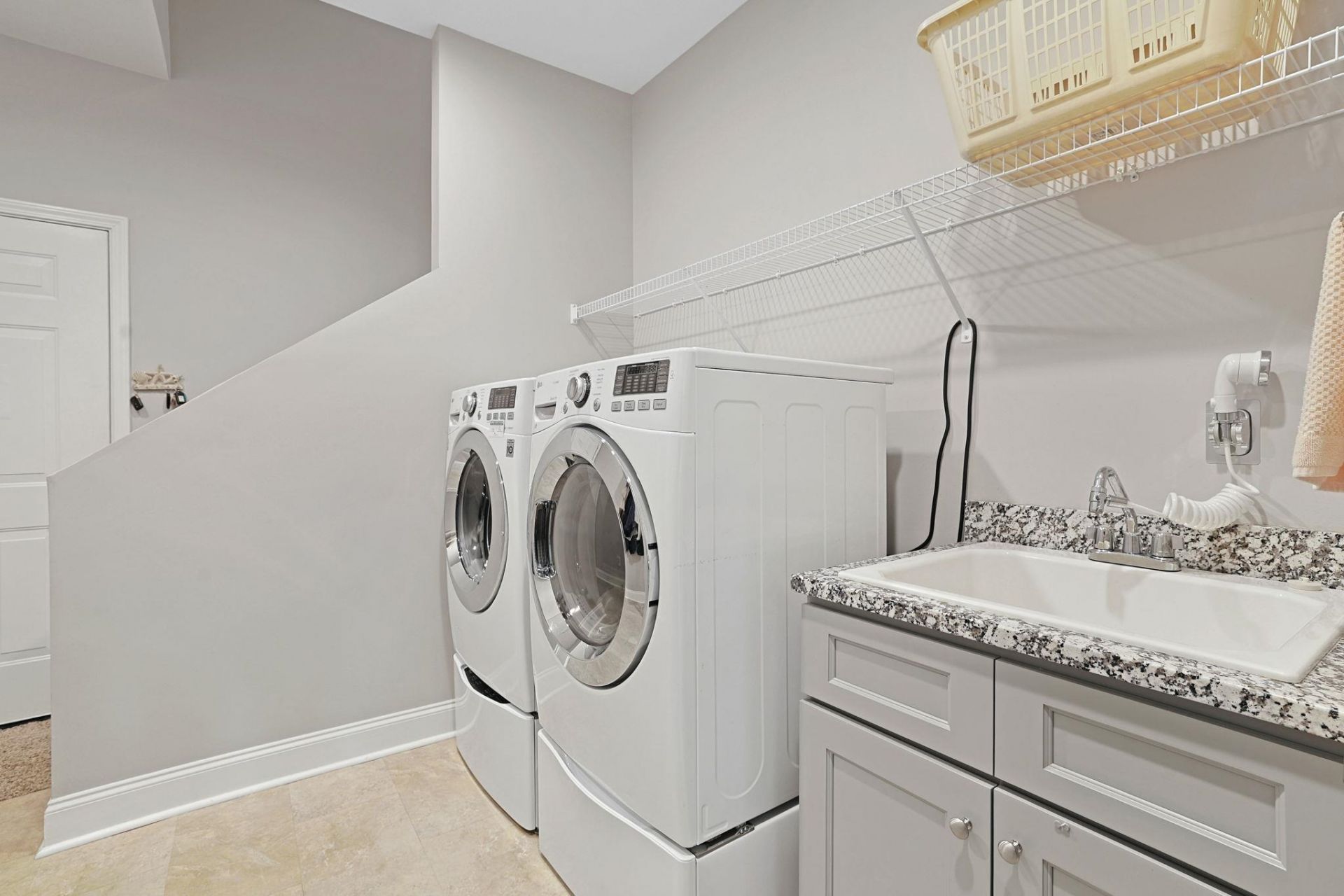 1303 Ashboro Ct. Photo 32