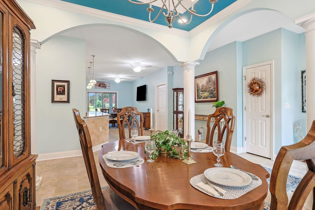 1303 Ashboro Ct. Photo 7