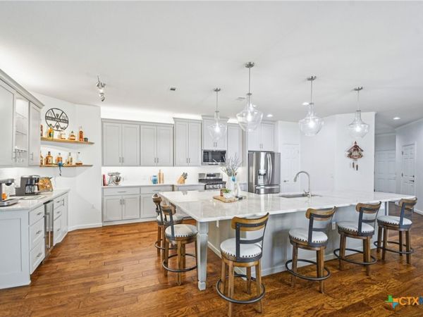 516 Sundance Lane, Georgetown, TX 78633
