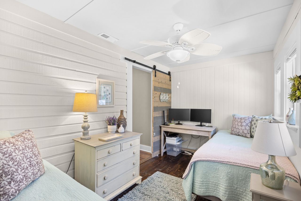 817 Main Sail Ct. Photo 24