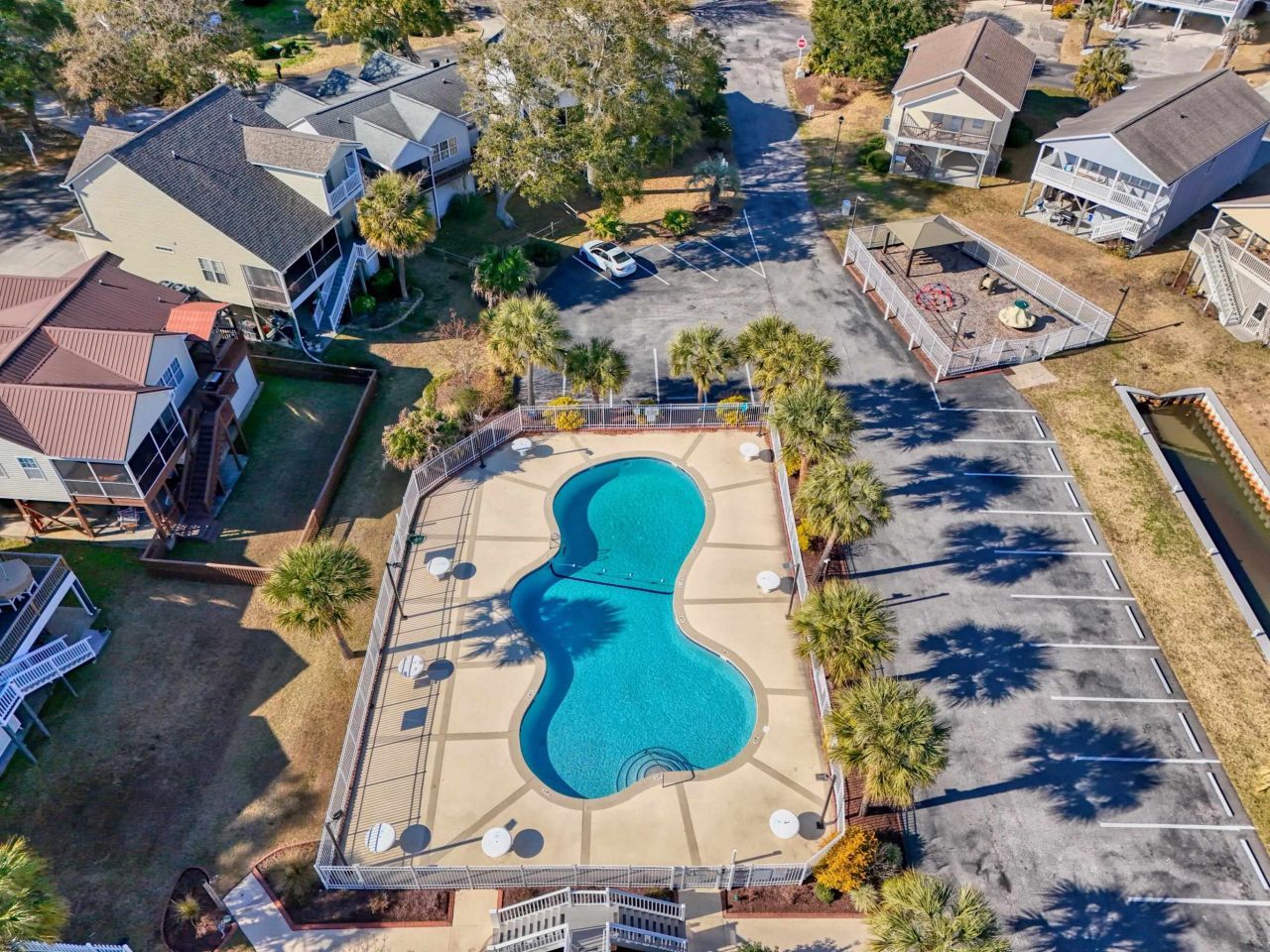 817 Main Sail Ct. Photo 33