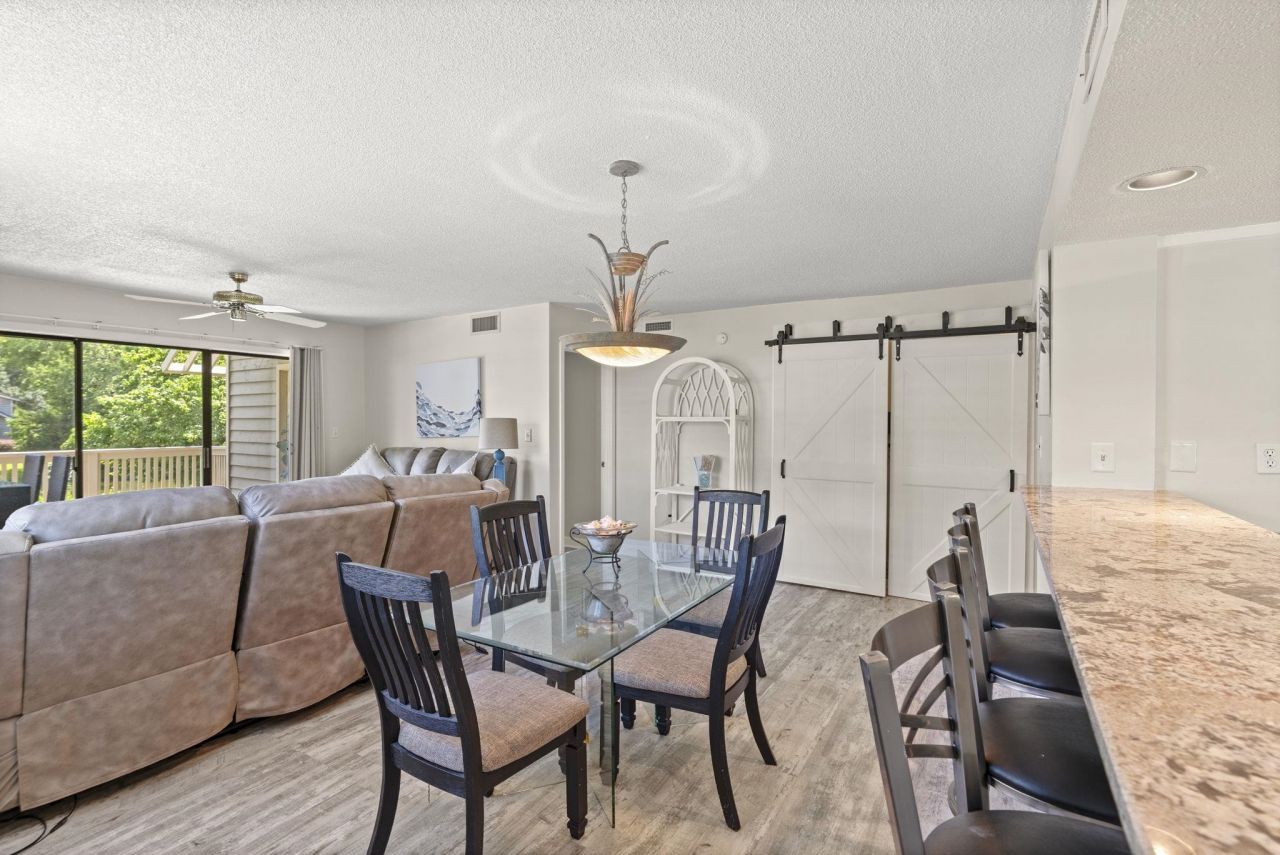 175 Saint Clears Way Photo 10